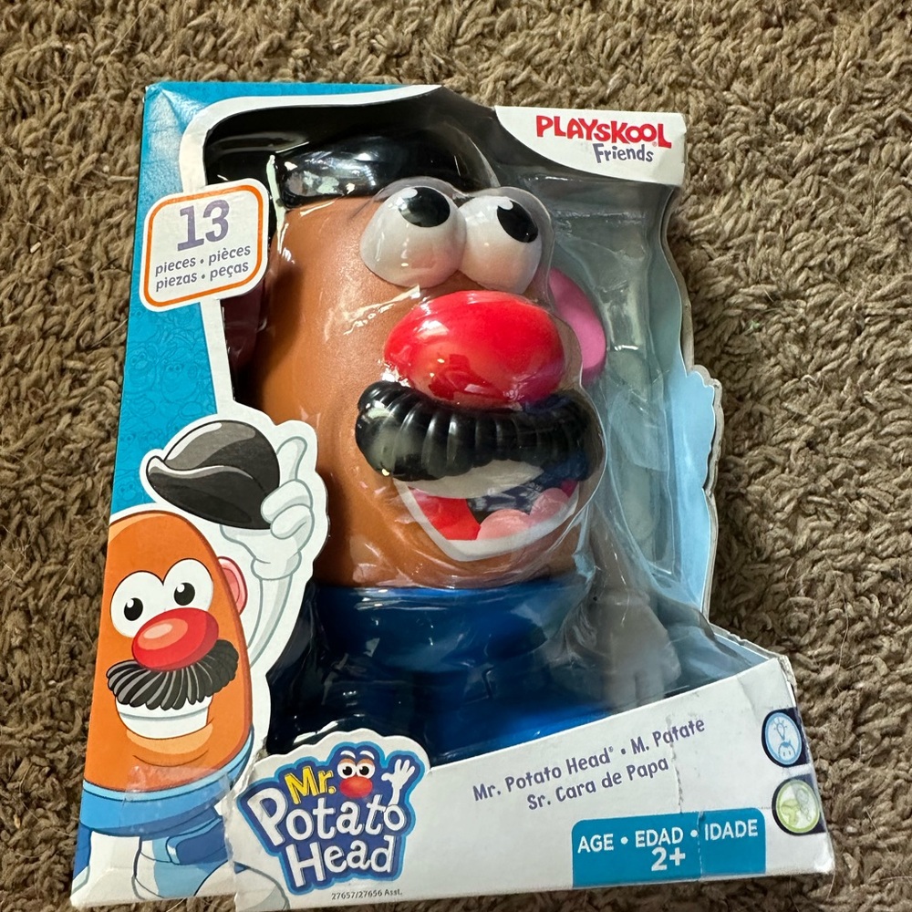 Mr. Potato Head - Brand New PLAYSKOOL 13 Pieces Genuine Hasbro
